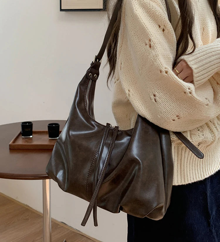 2025 New Retro Underarm Bag Fashion Leisure Large Capacity Shoulder Bag Women's Daily Commuter Bag Crossbody Bag Women's Bag