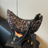 Velvet Material Zipper 2025 High Quality Shoulder Bag Solid Color Simple Fashionable Crossbody Bag Soft Western Style Handbag